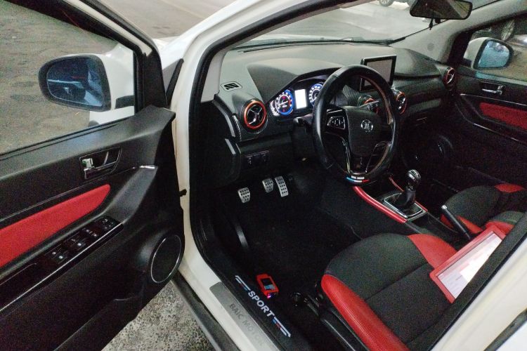 北京汽车 绅宝X25 2015款 1.5L 手动精英型中控内饰20