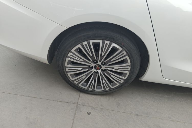 红旗H5 2022款 经典款 改款 1.8T 自动智联旗韵版车身外观56