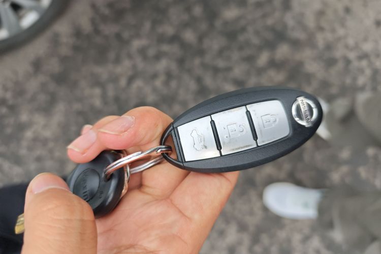 日产 天籁 2018款 2.0L XL 智进版中控内饰7001