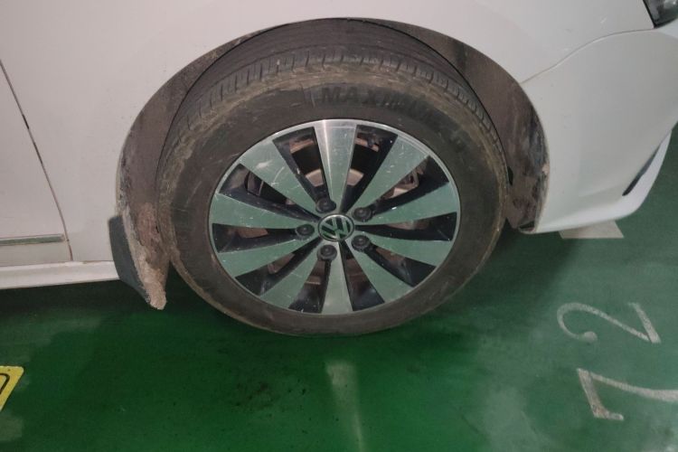 大众 速腾 2017款 1.6L 自动舒适型车身外观10