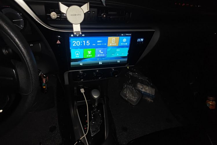 丰田 卡罗拉 2017款 改款 1.2T S-CVT GL中控内饰16