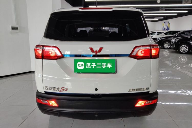 五菱汽车 五菱宏光S3 2018款 1.5L 手动标准型 国V车身外观6