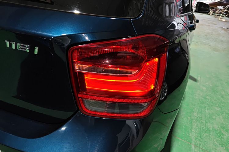 宝马1系(进口) 2013款 改款 116i 都市型车身外观6006