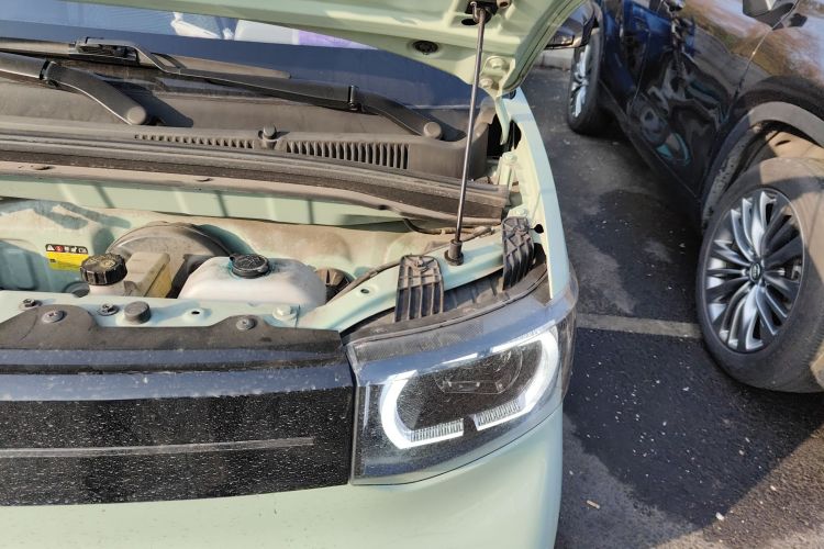 五菱汽车 宏光MINIEV 2021款 马卡龙臻享款 磷酸铁锂局部细节9007