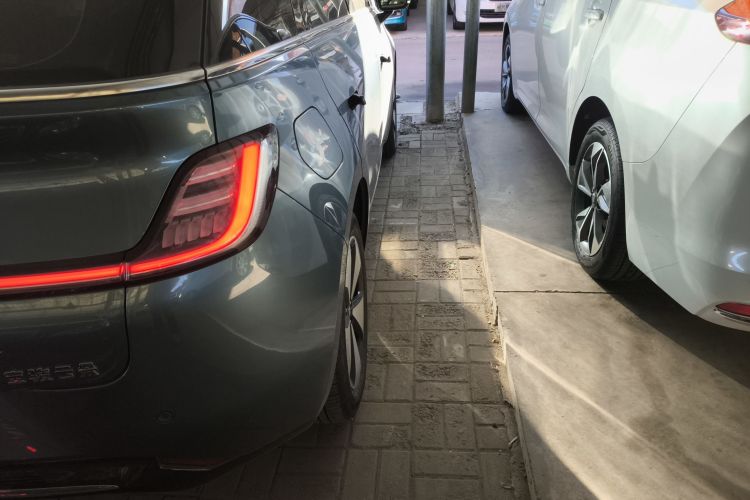 宝骏云朵 2023款 460 Pro车身外观6006