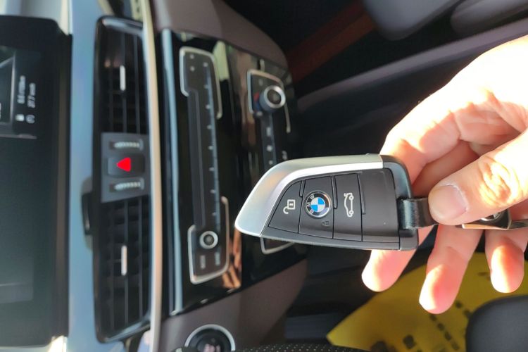 宝马X1 2021款 改款 sDrive25Li 领先型中控内饰11