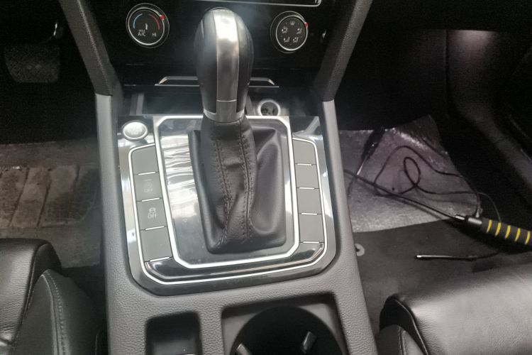 大众 迈腾 2018款 330TSI DSG 领先型中控内饰18