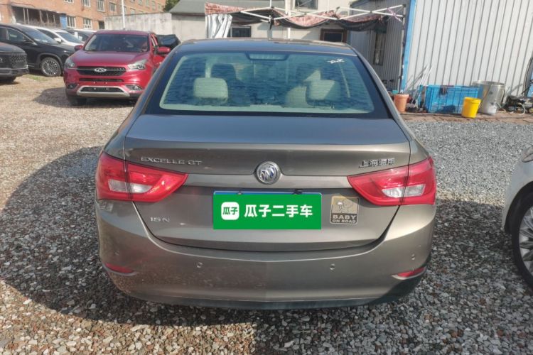 别克 英朗 2015款 15N 自动豪华型车身外观6