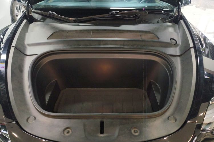 特斯拉 Model Y 2021款 Performance高性能全轮驱动版局部细节24