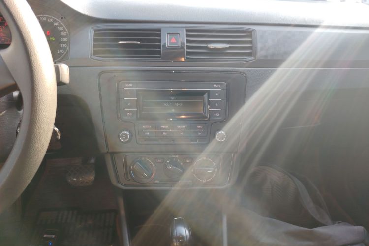 大众 桑塔纳 2019款 1.5L 自动风尚版 国VI中控内饰16