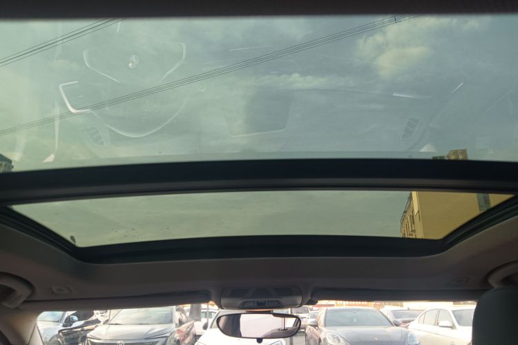 宝马1系 2018款 改款 118i 运动型局部细节22