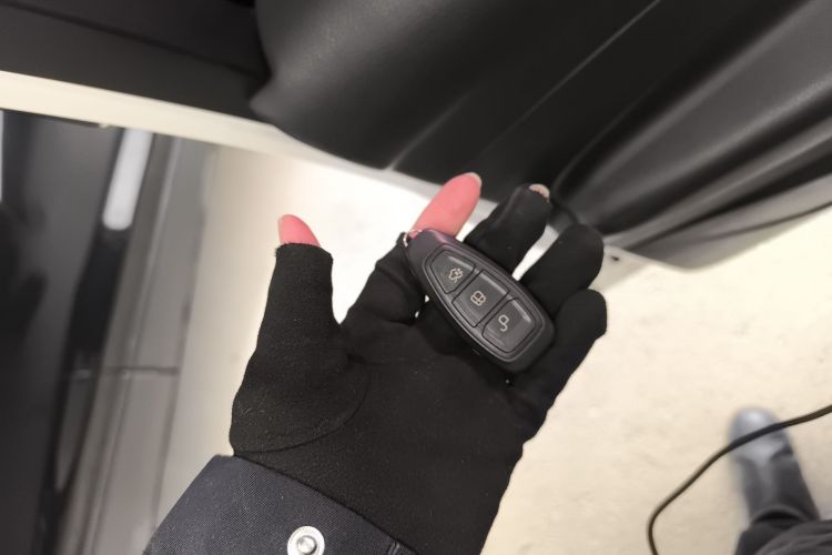 福特 翼虎 2017款 EcoBoost 245 四驱铂翼型中控内饰11