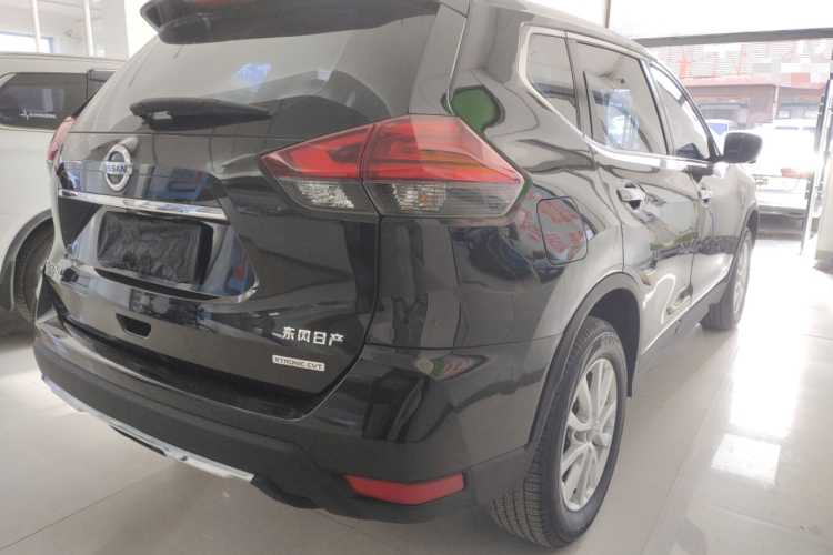 日产 奇骏 2019款 2.0L CVT智联舒适版 2WD车身外观7