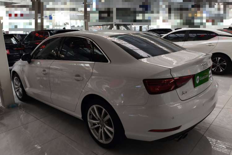 奥迪A3 2017款 Limousine 35 TFSI 进取型车身外观4