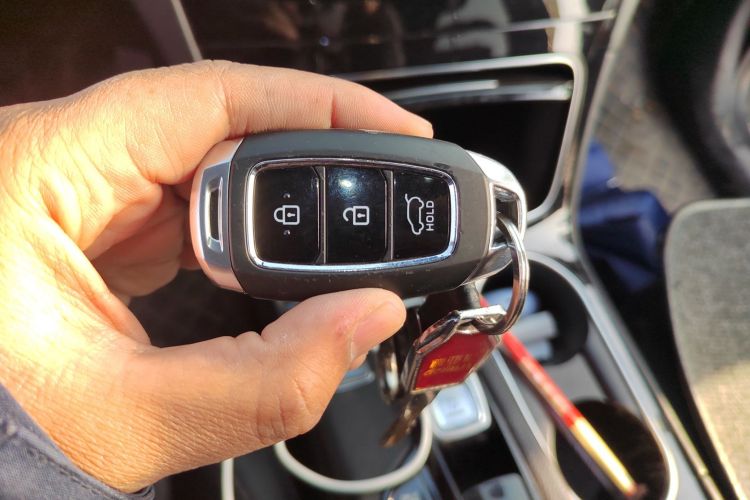 现代 胜达 2019款 380 TGDi DLX 自动两驱智尊版PLUS 国VI中控内饰11