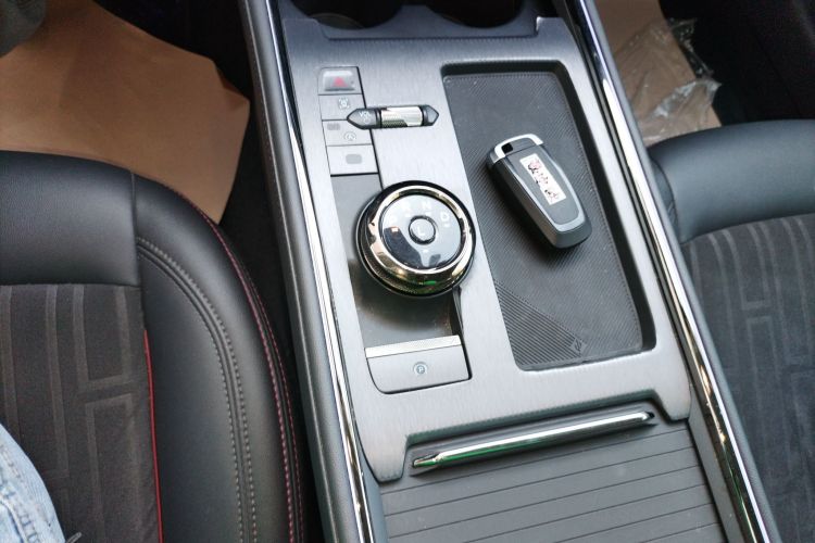 福特 蒙迪欧 2022款 改款 EcoBoost 245 豪华型中控内饰18