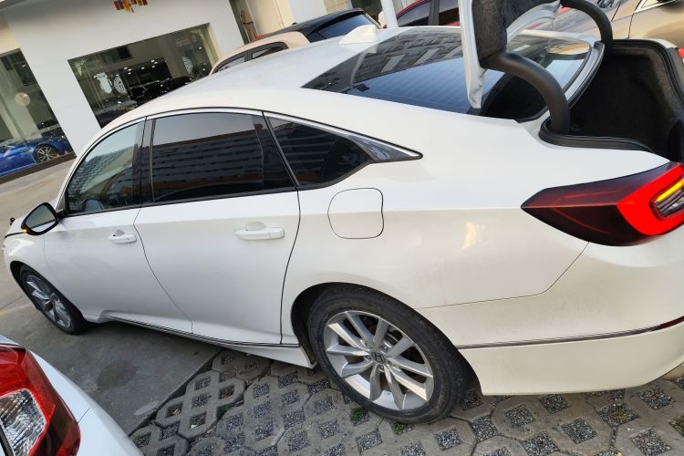 本田 雅阁 2022款 260TURBO 豪华版车身外观6002