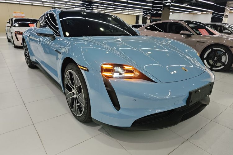 保时捷 2022款 改款 Taycan车身外观3