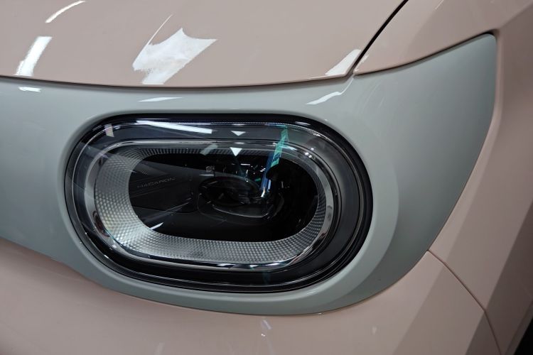 五菱汽车 宏光MINIEV 2024款 第三代 215km 青春版局部细节36