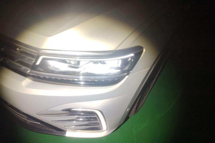 大众 途观L新能源 2019款 430PHEV 混动旗舰版局部细节36