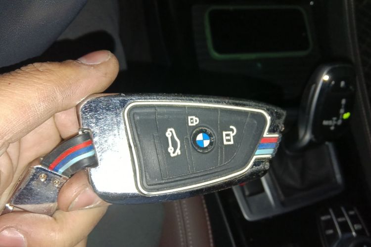 宝马1系 2021款 改款 120i M运动曜夜版中控内饰7001