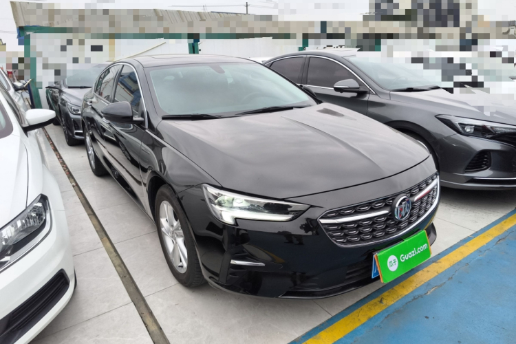 别克 君威 2023款 552T 智享型车身外观3