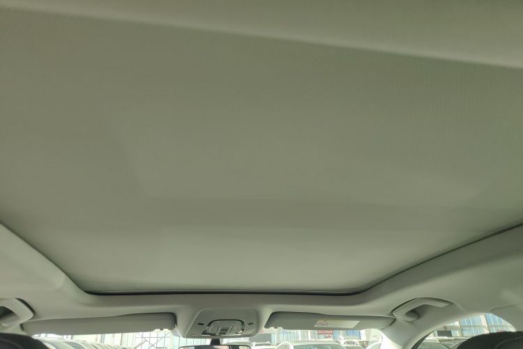 奥迪A4L 2017款 Plus 40 TFSI 风尚型中控内饰22