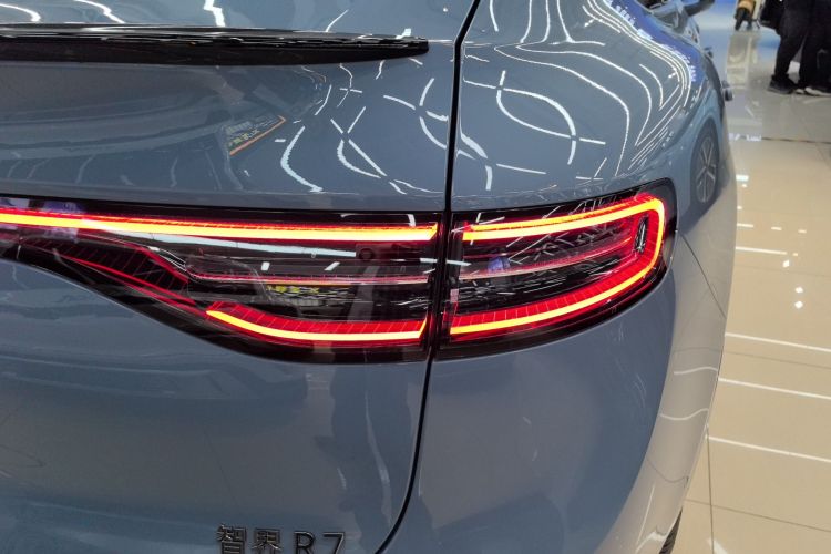 鸿蒙智行 智界R7 2024款 纯电 736km UItra车身外观6006