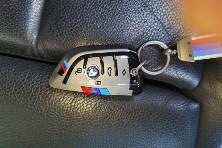 宝马M2 2016款 M2中控内饰11