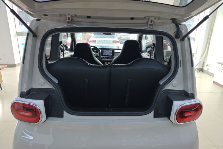 五菱汽车 宏光MINIEV 2024款 第三代 215km 进阶版局部细节23