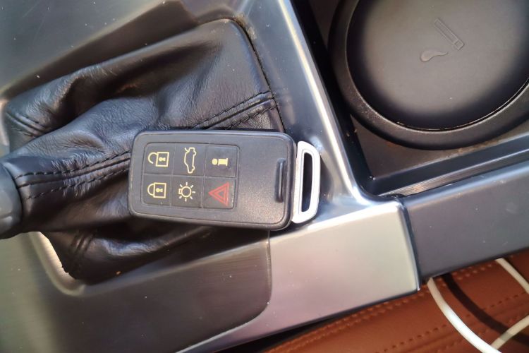 沃尔沃S60 2014款 S60L T5 智驭版中控内饰7001