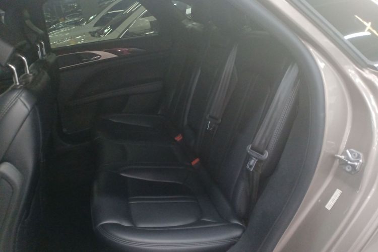 林肯MKZ 2019款 2.0T 尊享版 国VI中控内饰21