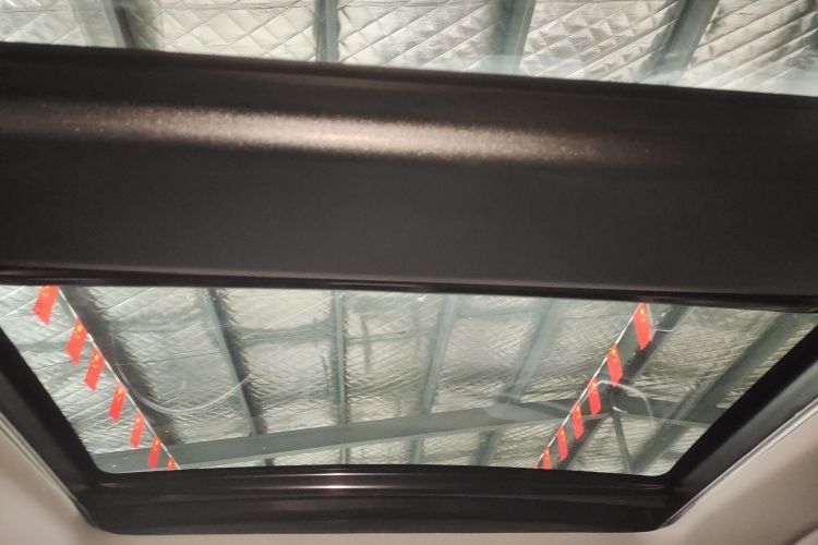 丰田 RAV4荣放 2023款 2.0L CVT两驱20周年铂金纪念版中控内饰22