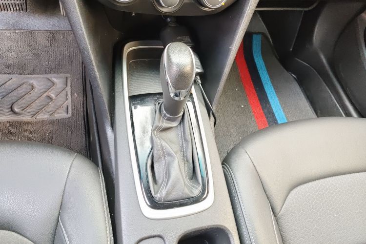 雪佛兰 科沃兹 2019款 320 自动欣悦版中控内饰18