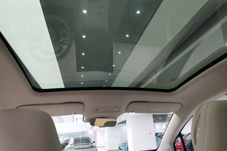 鸿蒙智行 智界R7 2025款 增程 331km Ultra中控内饰22