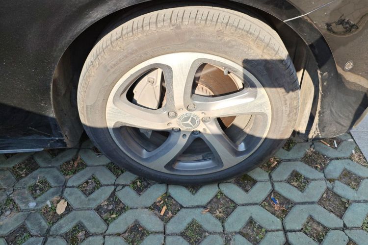 奔驰E级 2019款 E 300 L 运动时尚型车身外观6007