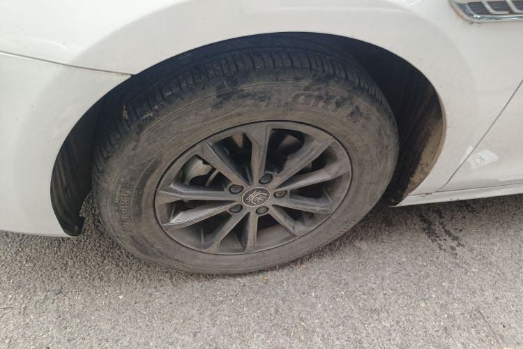 比亚迪 秦PLUS 2021款 EV 400KM 豪华型车身外观6007