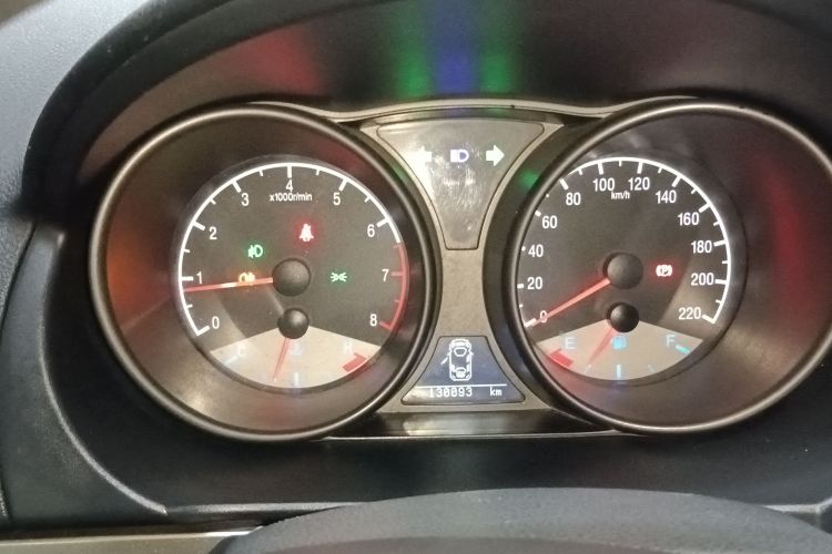 吉利汽车 吉利GX7 2015款 经典版 1.8L 手动都市型 国IV中控内饰14