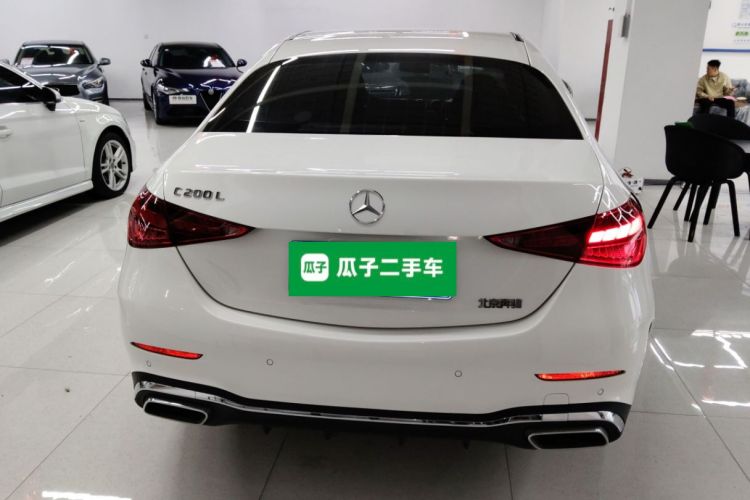 奔驰C级 2023款 改款 C 200 L 运动版车身外观6