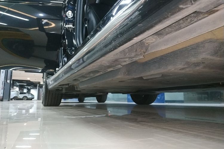 丰田 凯美瑞 2023款 2.5G 豪华版局部细节9001