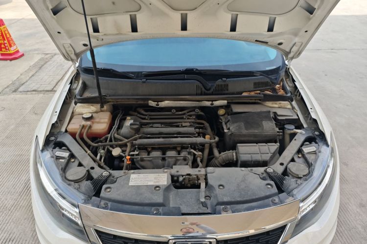 观致3 2018款 三厢 1.6L 自动领先型机舱底盘24