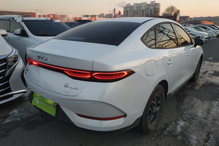 比亚迪 秦PLUS 2025款 DM-i 智驾版 55KM领先型车身外观7