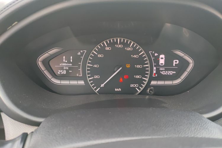 长安 悦翔 2019款 1.5L DCT 联动云版局部细节14