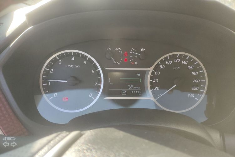 日产 蓝鸟 2016款 1.6L CVT智酷版中控内饰14