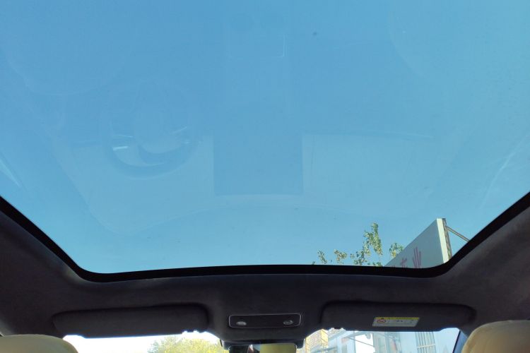 鸿蒙智行 智界R7 2024款 纯电 736km UItra局部细节22