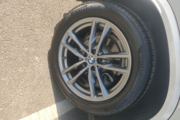 宝马X3 2020款  xDrive28i M运动套装车身外观6002