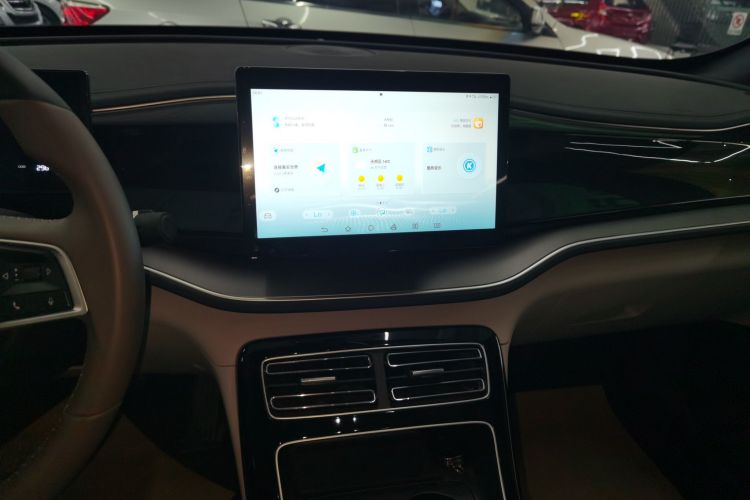 比亚迪 秦PLUS 2023款 冠军版 DM-i 120KM领先型中控内饰16