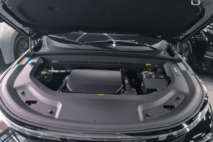 理想汽车 理想L9 2024款 Ultra局部细节24