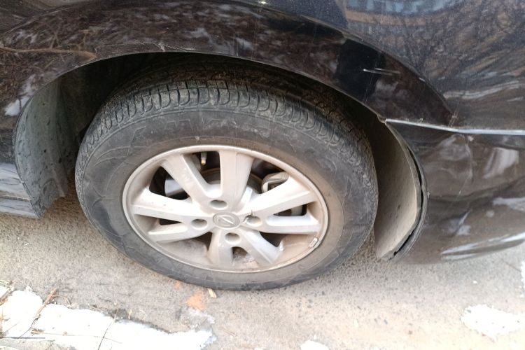 日产 轩逸 2018款 经典 1.6XE+ CVT领先版车身外观10