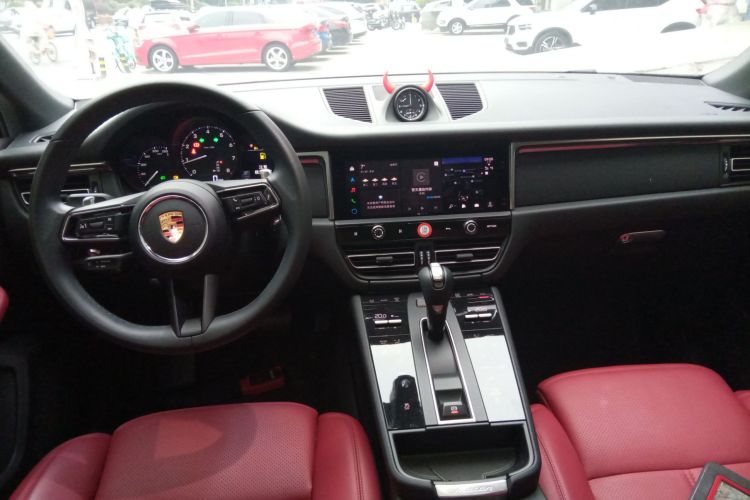保时捷 2024款 Macan 2.0T中控内饰7002